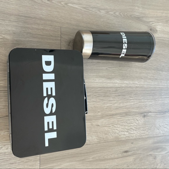 DIESEL BRAND Lunch Box AND MUG - Picture 1 of 10